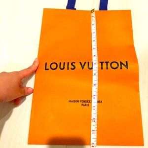 SOLD!!!! Louis Vuitton shopping bag